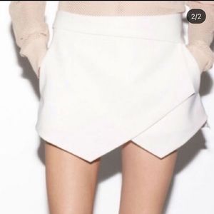 zara basic white skort